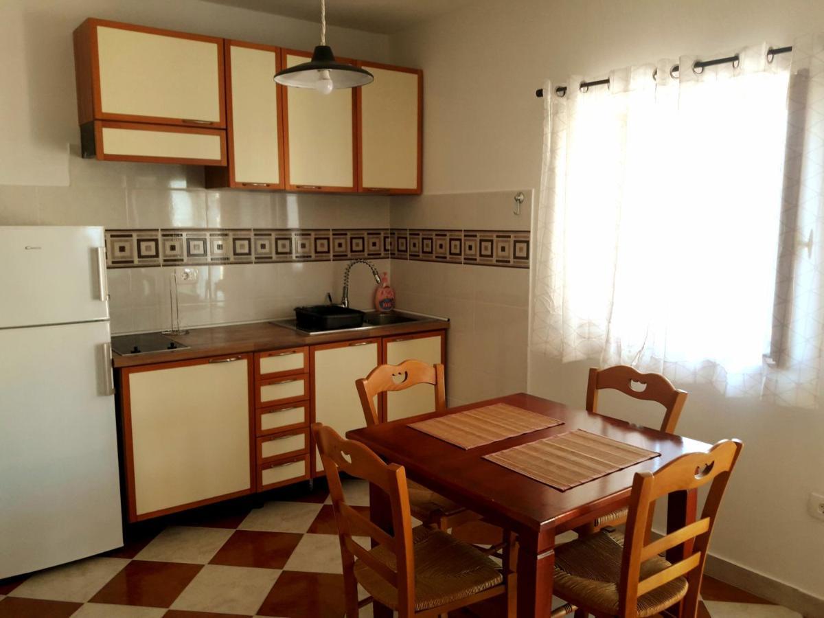 Casa Istriana Nona Pina Villa Kastelir Ngoại thất bức ảnh