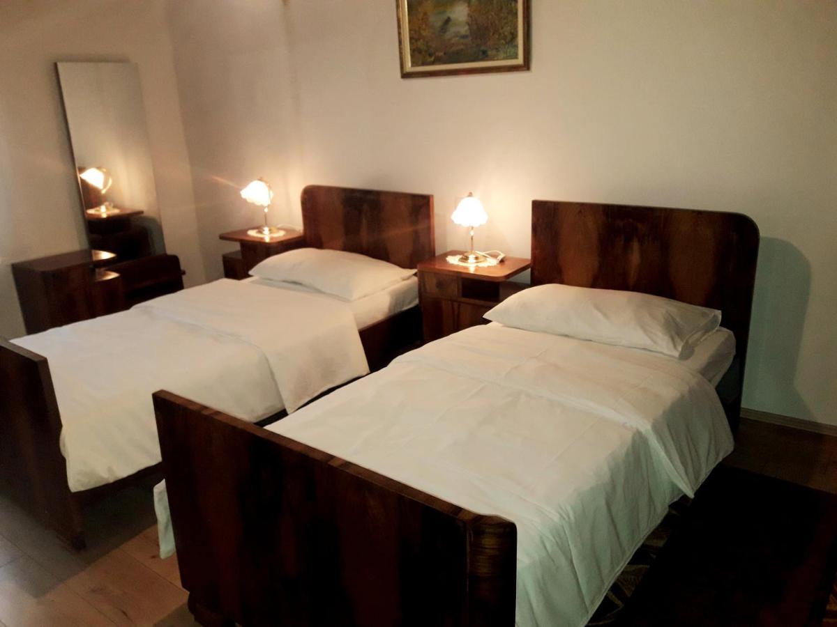 Casa Istriana Nona Pina Villa Kastelir Ngoại thất bức ảnh