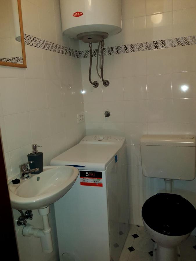 Casa Istriana Nona Pina Villa Kastelir Ngoại thất bức ảnh